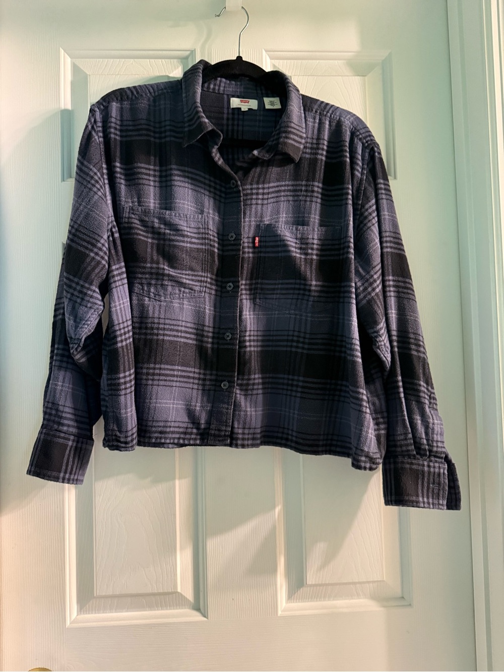 Levi’s Women’s Flannel Crop Shirt